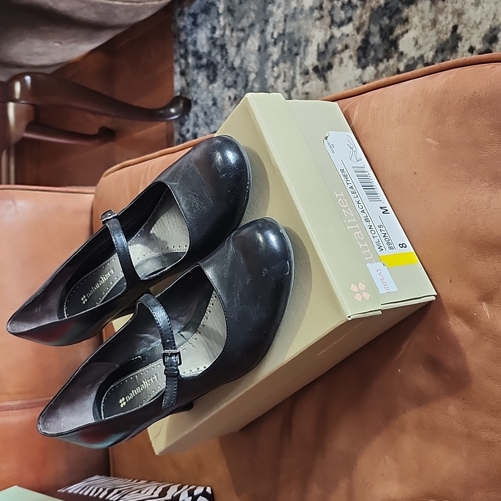 Womens naturalizer Wilton leather shoes